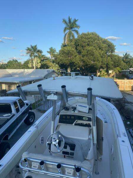 2007 Grady-White Chase 273