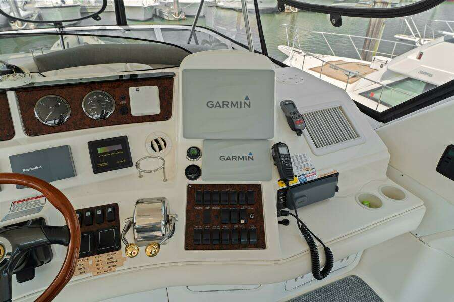 2003 Sea Ray 480 Sedan Bridge