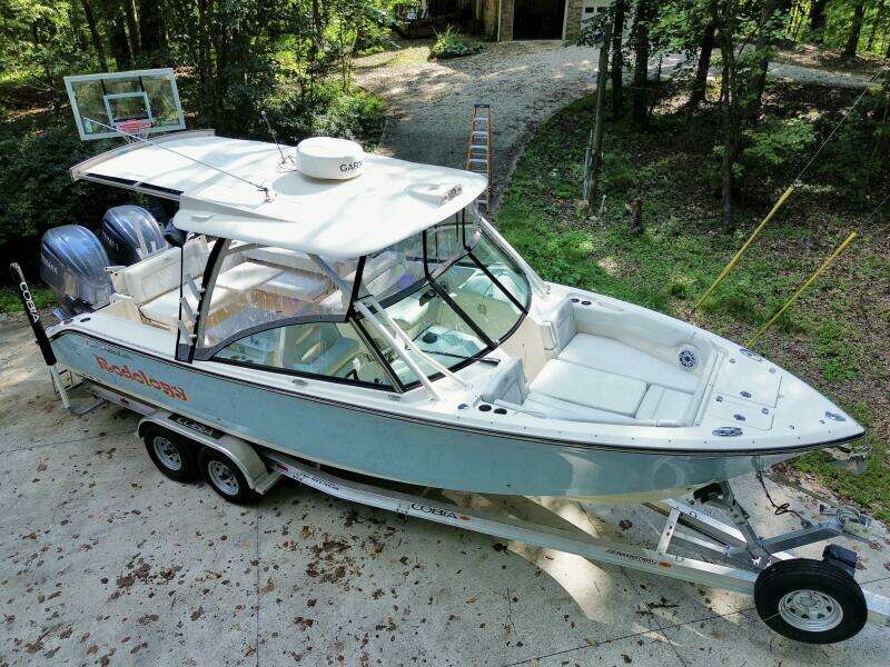 2022 Cobia 280 DC