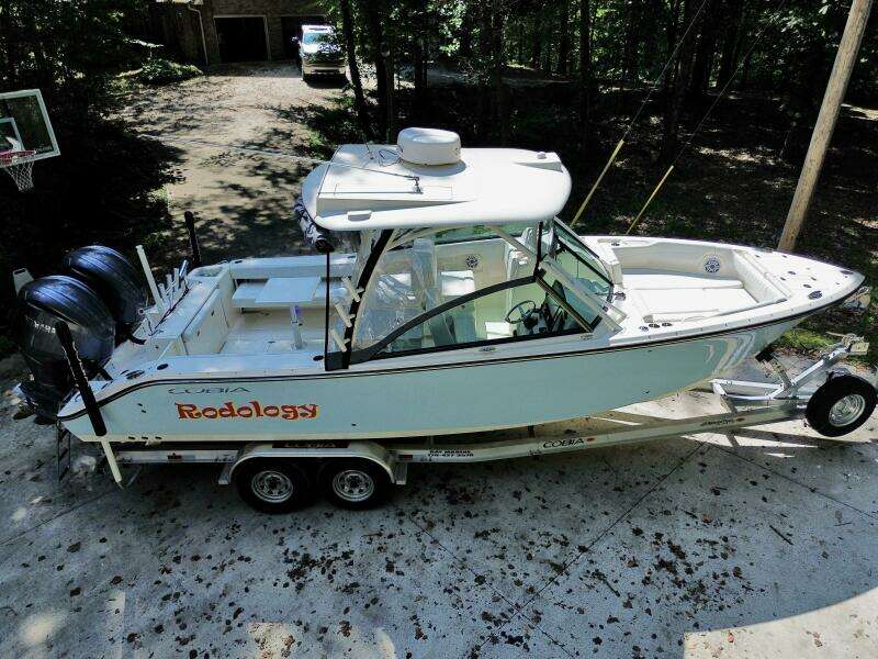 2022 Cobia 280 DC