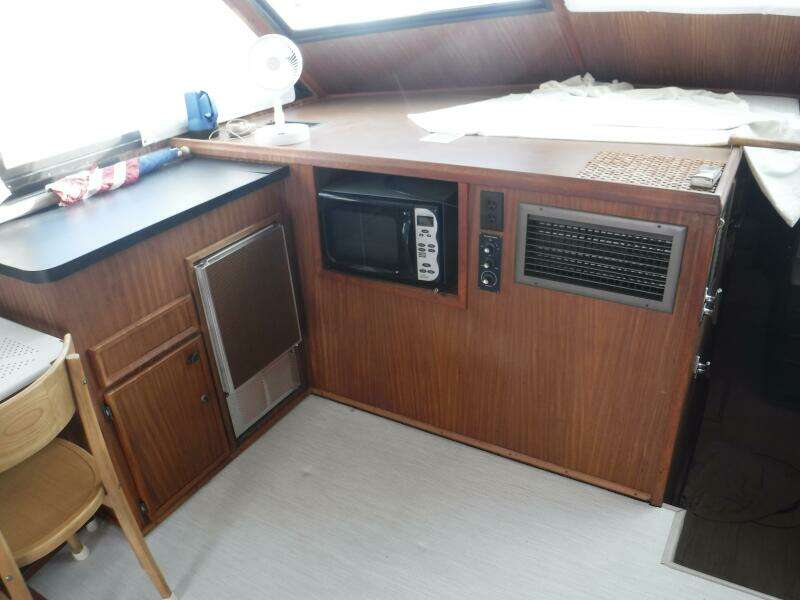 1979 Hatteras 46 Convertible