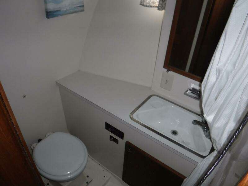 1979 Hatteras 46 Convertible