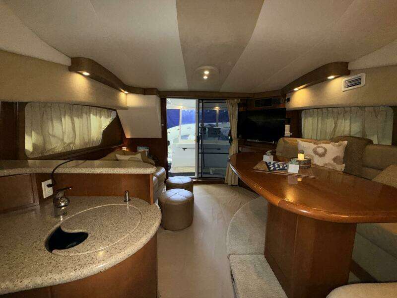 2006 Silverton 38 Sport Bridge