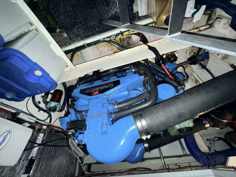 2006 Silverton 38 Sport Bridge