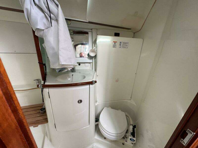 2002 Beneteau 361