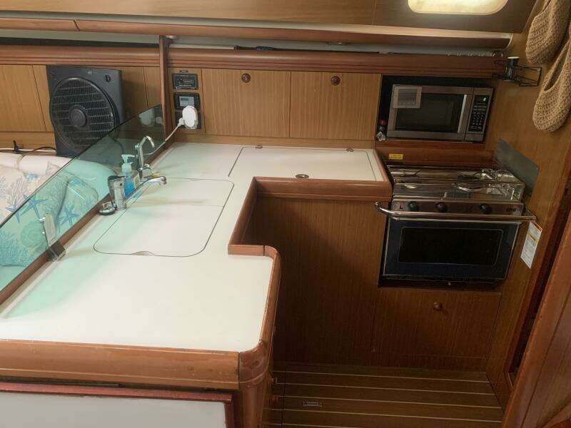 2007 Jeanneau 42DS