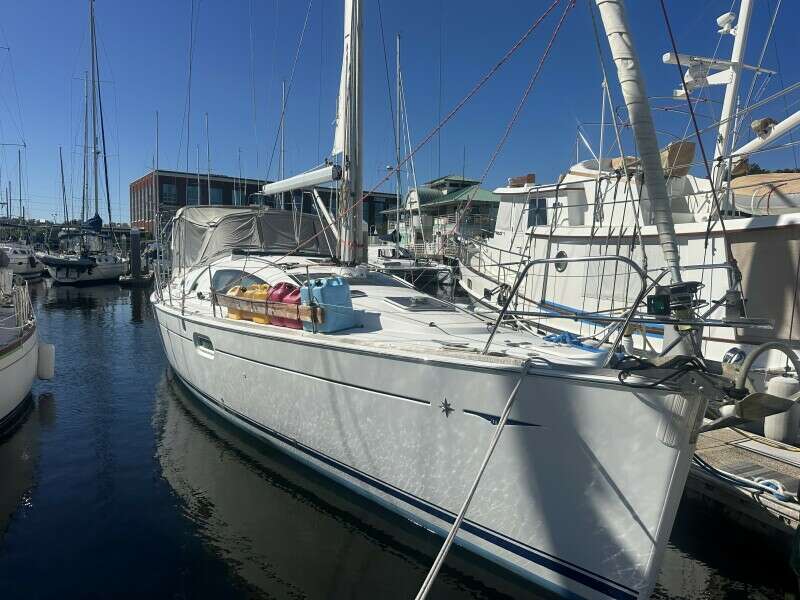 2007 Jeanneau 42DS