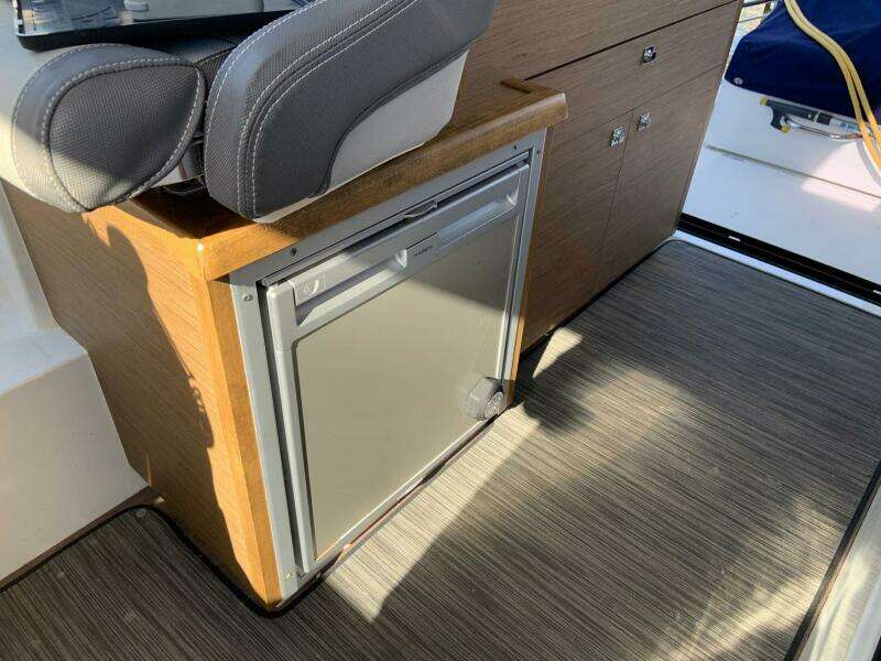 2018 Jeanneau NC 895