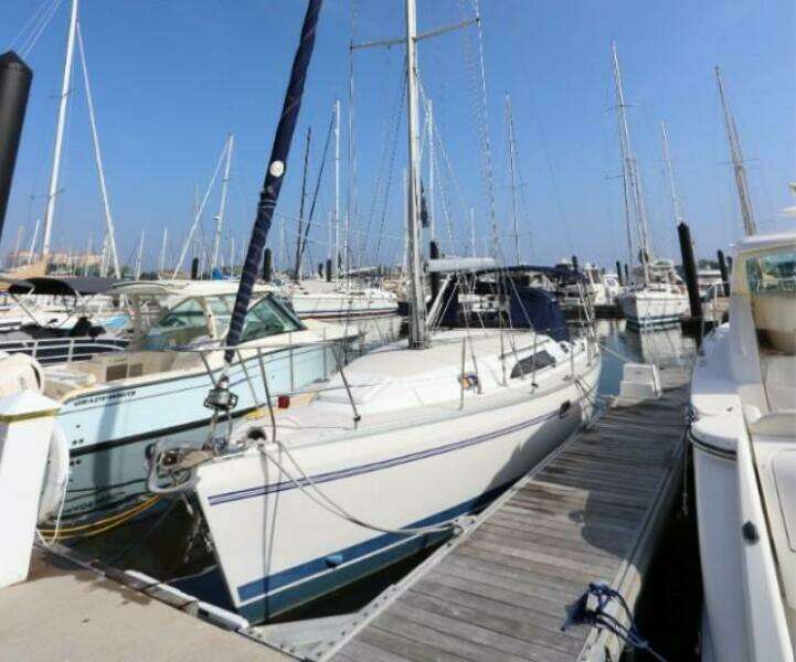 2011 Catalina 355