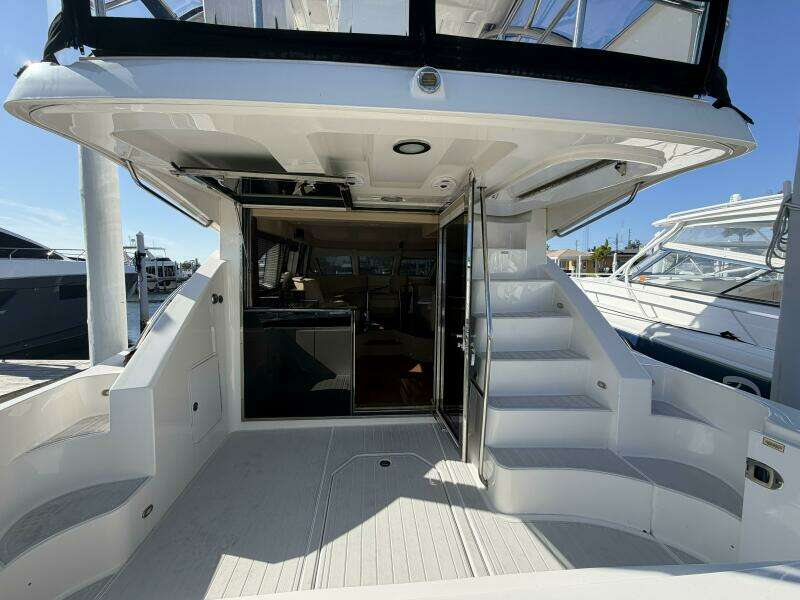 2008 Sea Ray 47 Sedan Bridge - Aft Deck