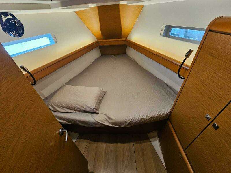 2018 Jeanneau Sun Odyssey 449