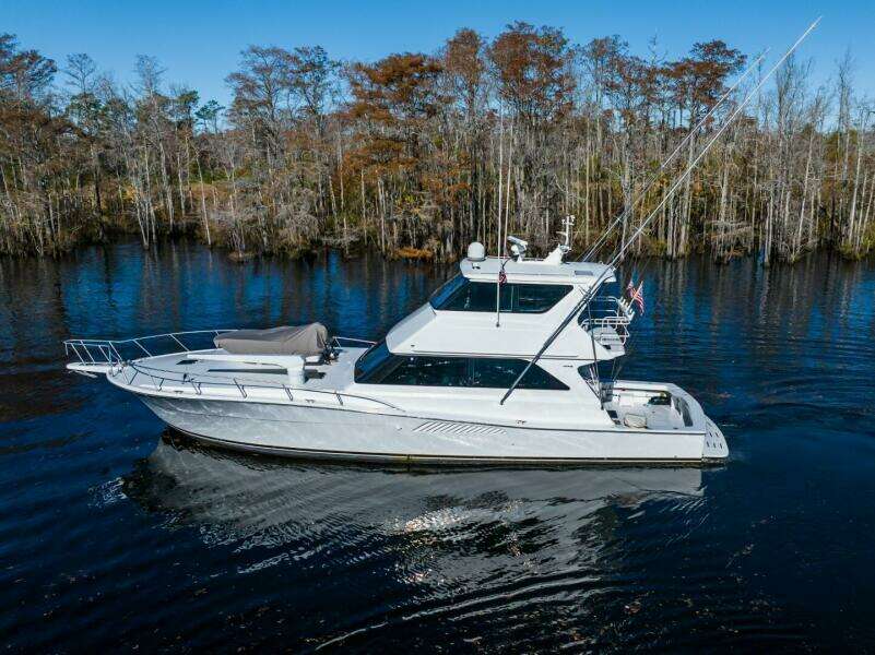 1999 Viking 58 Enclosed Flybridge