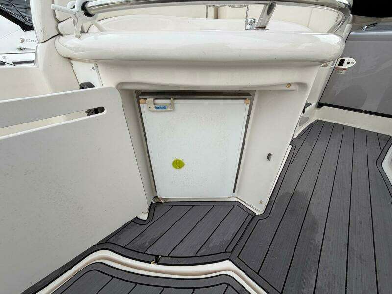 2004 Sea Ray 340 Sundancer
