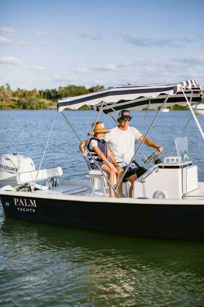 Palm Yachts 17 - Starboard View