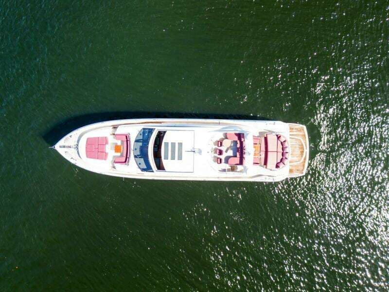 2013 Sunseeker Predator 84