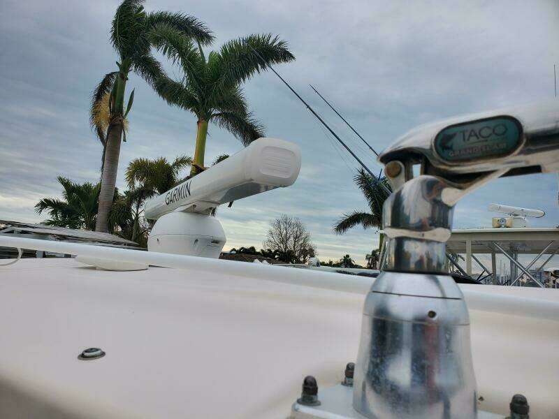 2018 Grady-White 330 Express