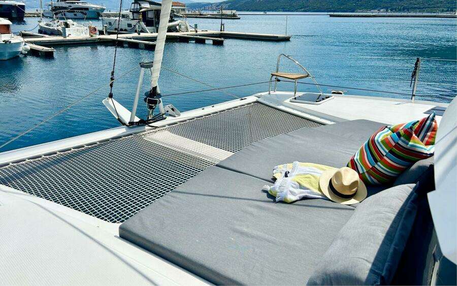 2022 Fountaine Pajot Isla 40