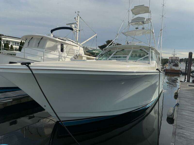 Cabo 45 EMMA - Exterior