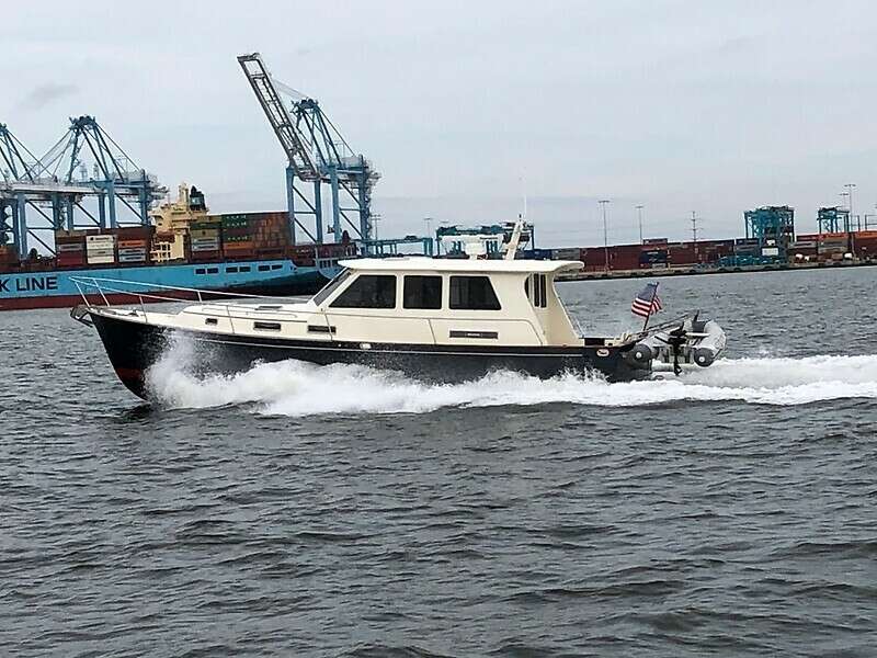 2005 Legacy 42 Sedan