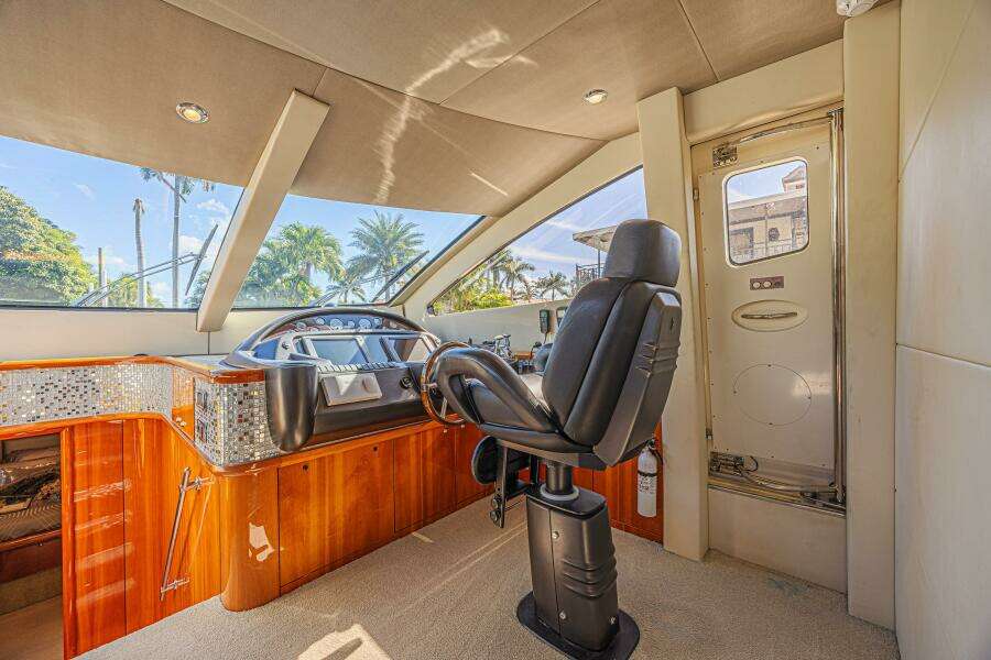 2006 Sunseeker 75 Yacht