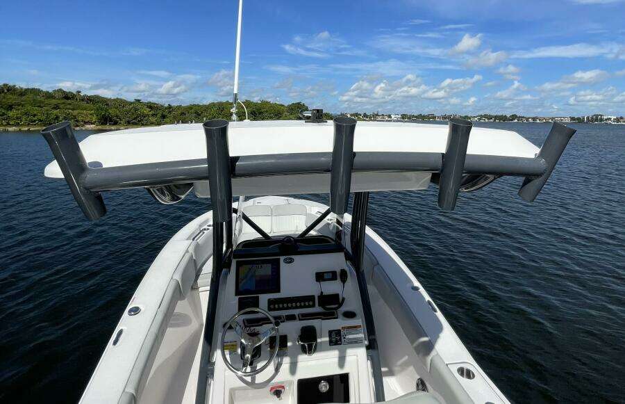 2022 Sea Fox 248 Commander