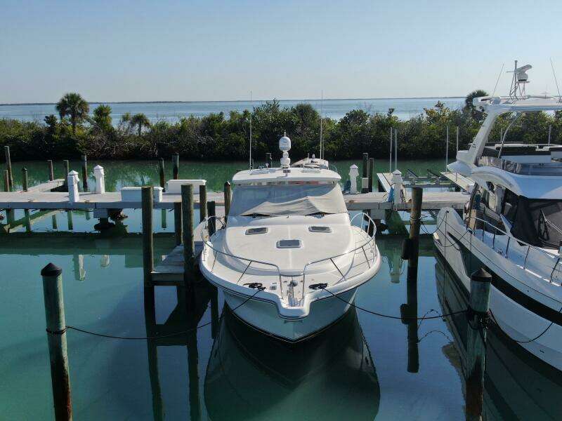 2004 Tiara Yachts 42 "Grande Gator" -
