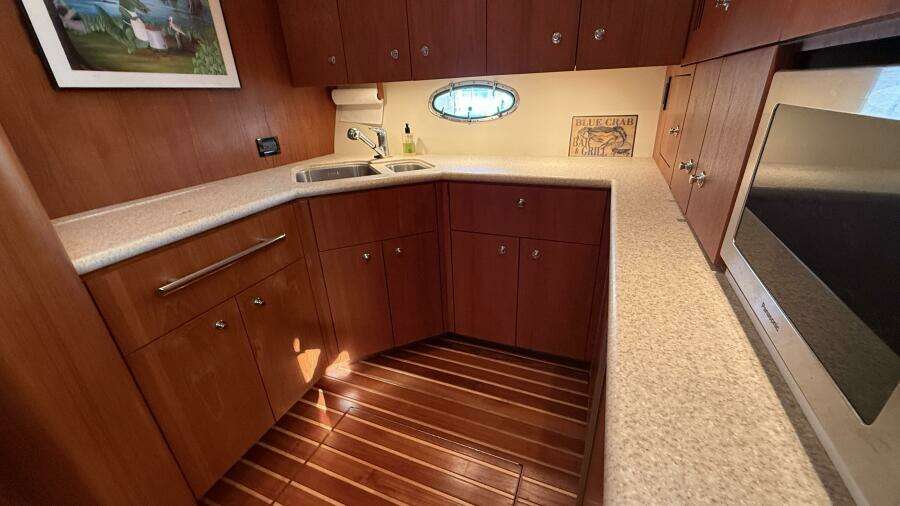 2004 Tiara Yachts 42 "Grande Gator" - Galley