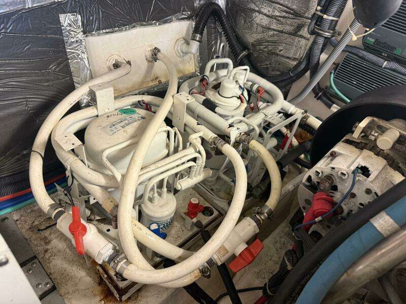 2004 Tiara Yachts 42 "Grande Gator" -