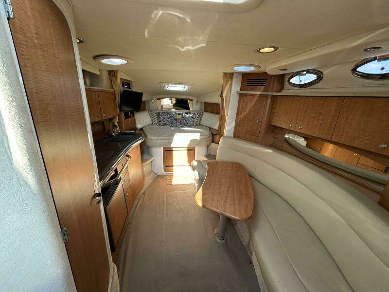 2006 Sea Ray 320 Sundancer