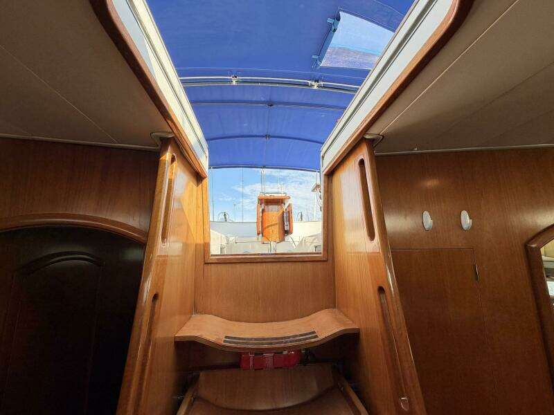 2004 Beneteau 57 Center Cockpit