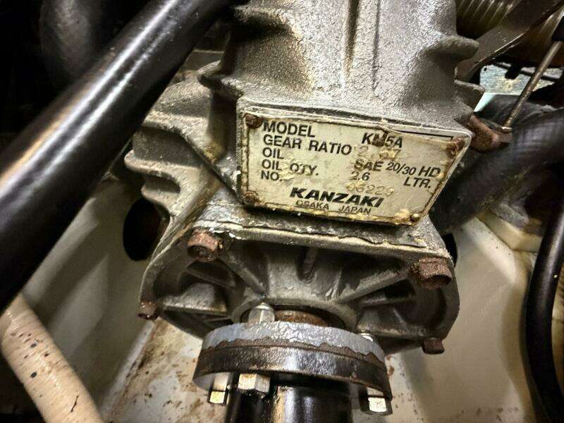 2004 Beneteau 57 Center Cockpit