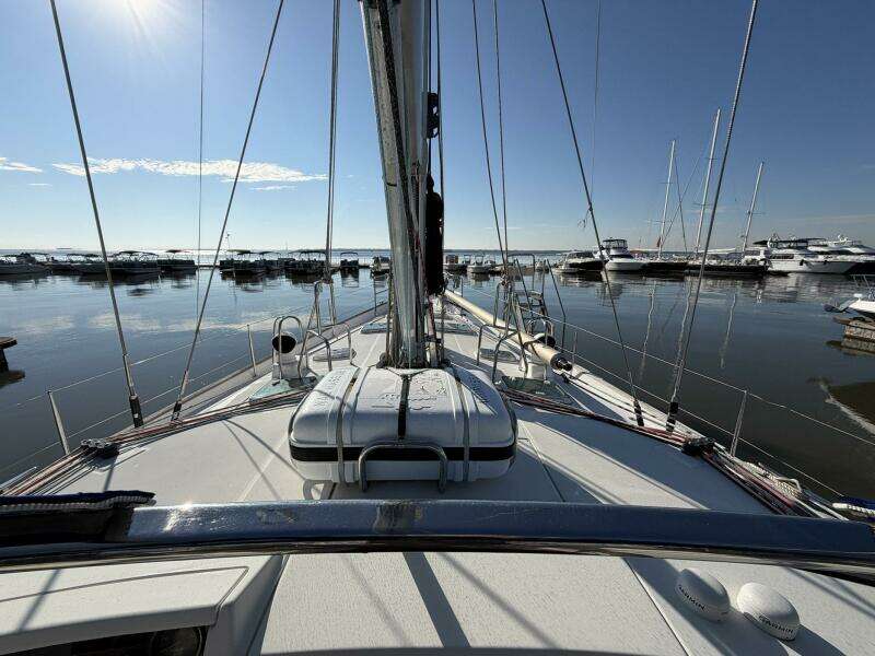 2004 Beneteau 57 Center Cockpit