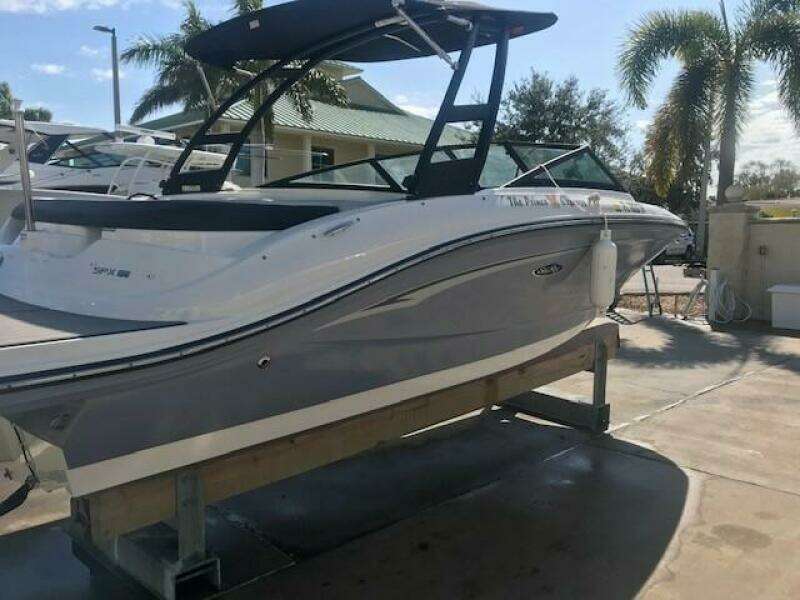 2022 Sea Ray SPX 190 OB