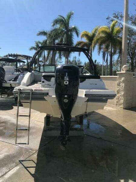 2022 Sea Ray SPX 190 OB