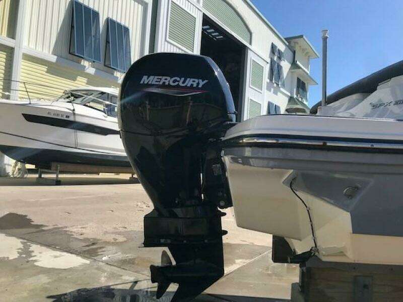 2022 Sea Ray SPX 190 OB