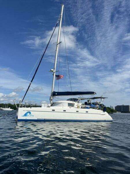 2000 Fountaine Pajot Belize