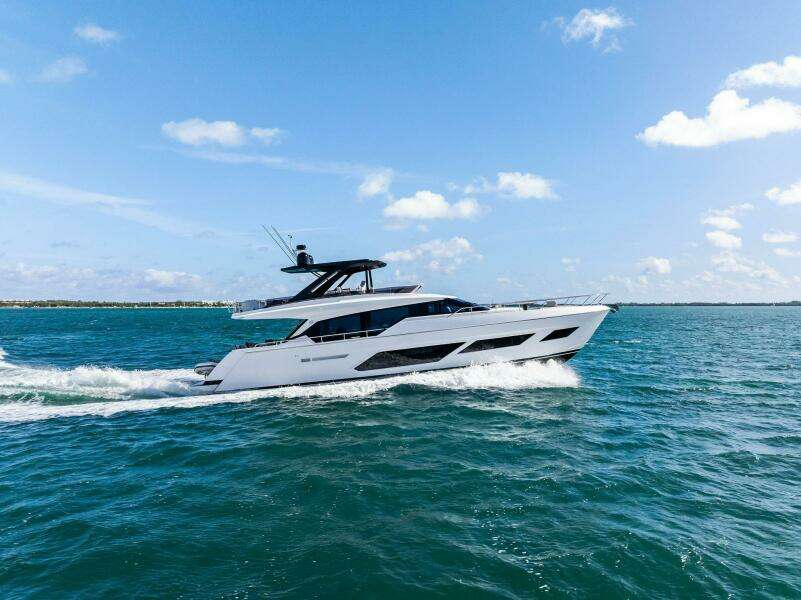 2024 Ferretti Yachts 720