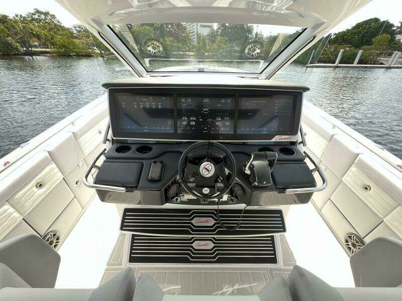 2025 Cigarette NightHawk