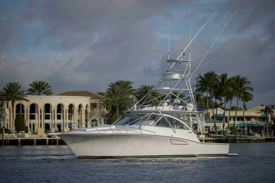 Cabo 41 Justice - Exterior Profile
