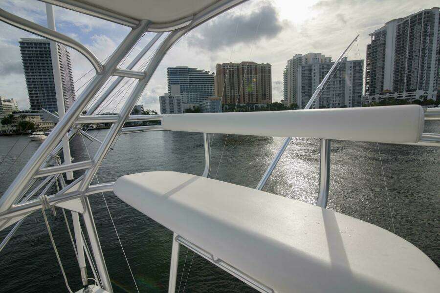 Cabo 41 Justice - Exterior Tower