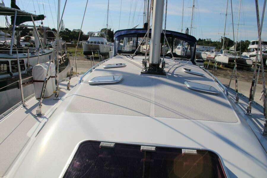 2011 Catalina 445