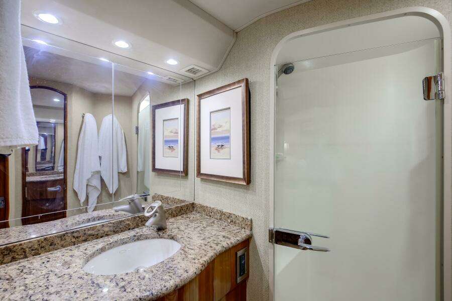 Viking 56 - GIANNA MARIE - Master Head