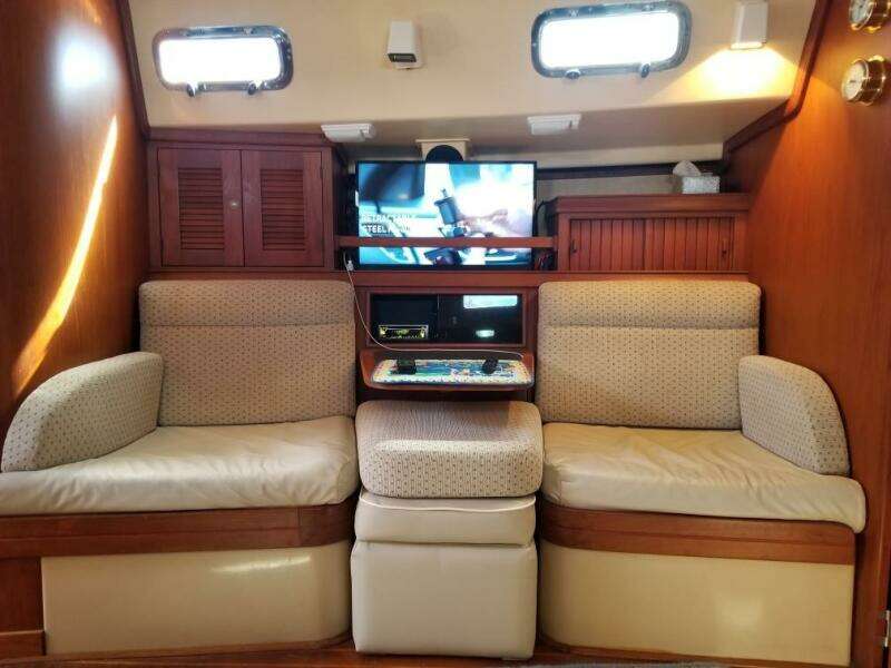 1994 Island Packet Cutter