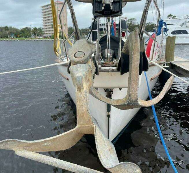 1994 Island Packet Cutter