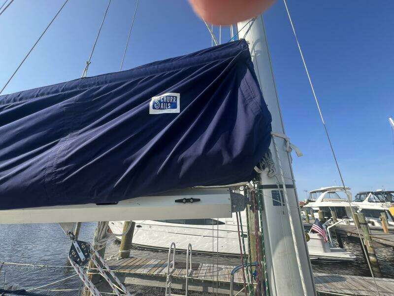 1994 Island Packet Cutter