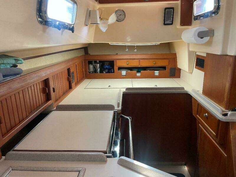 1994 Island Packet Cutter