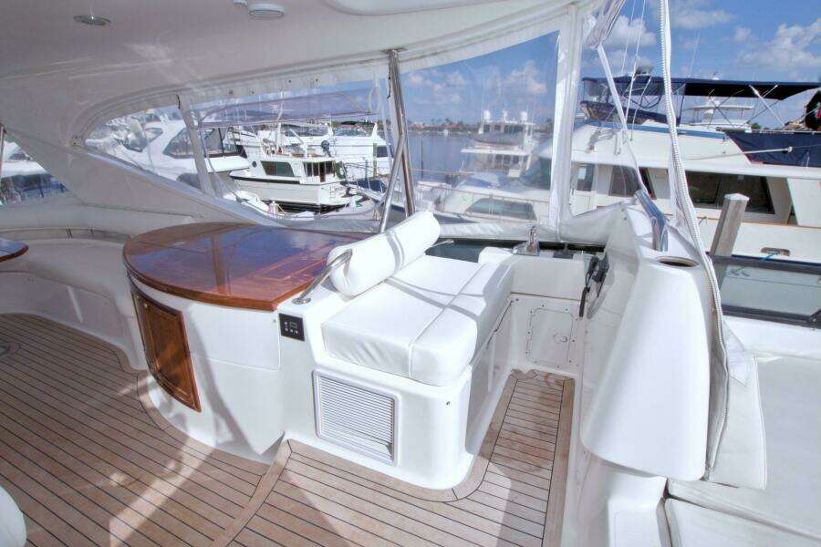 2005 Neptunus 62 Flybridge