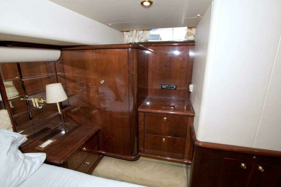 2005 Neptunus 62 Flybridge
