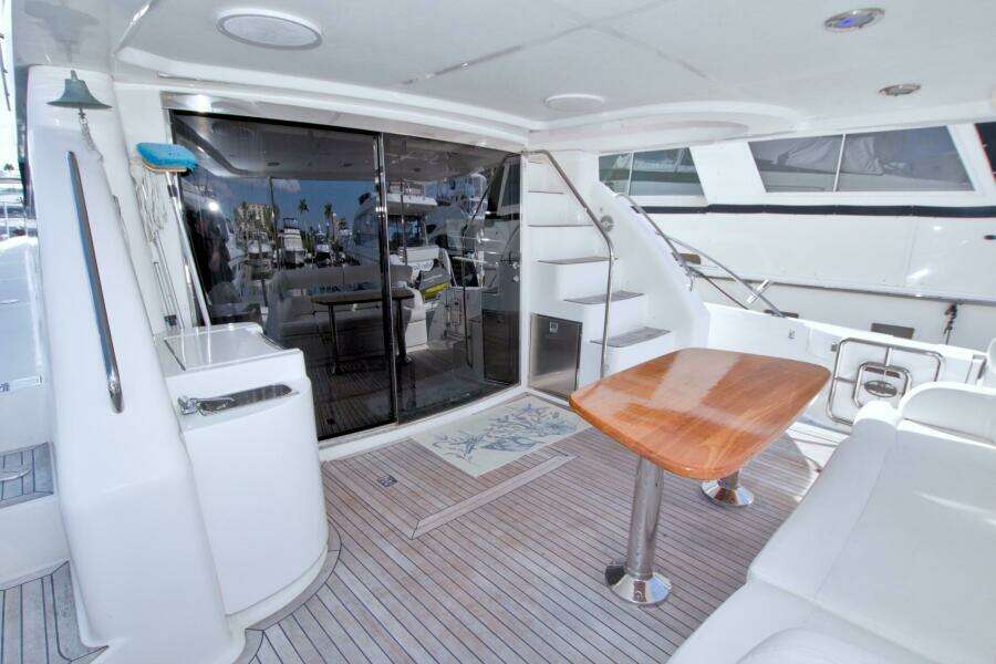 2005 Neptunus 62 Flybridge