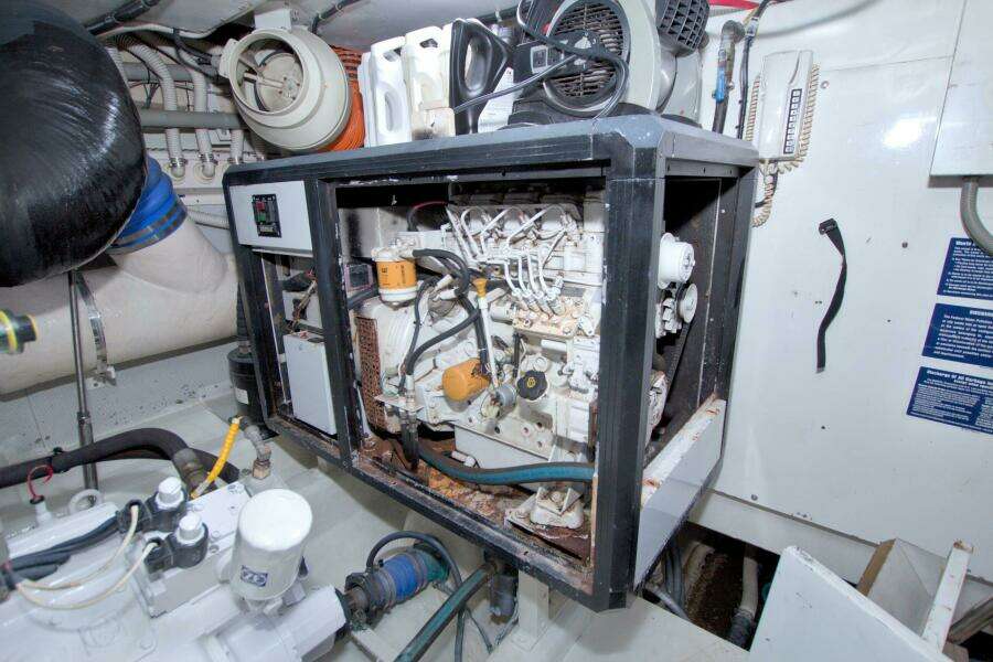 2005 Neptunus 62 Flybridge